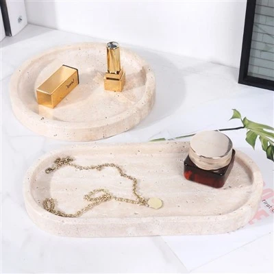 Plateau en marbre à la maison